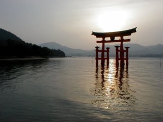 shinto torii